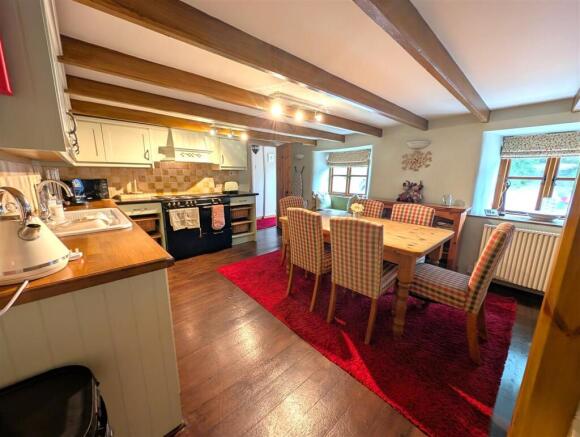 kitchen 1a.jpg