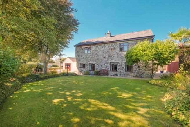 Parry Trehane Cottage-1.jpg