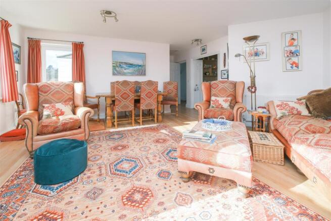 Parry_15 Dymond Court Saltash-5.jpg