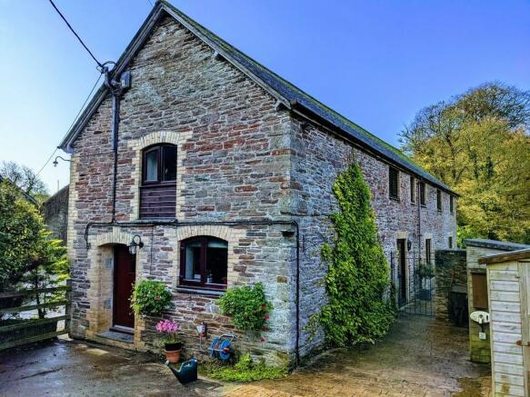 4 Bedroom Barn Conversion For Sale In Looe Cornwall Pl13