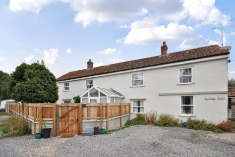 Upper New Road, Cheddar, BS27