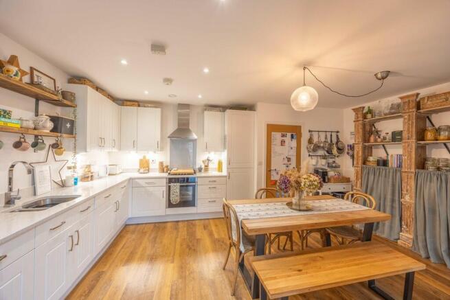 Kitchen/Dining Ro...