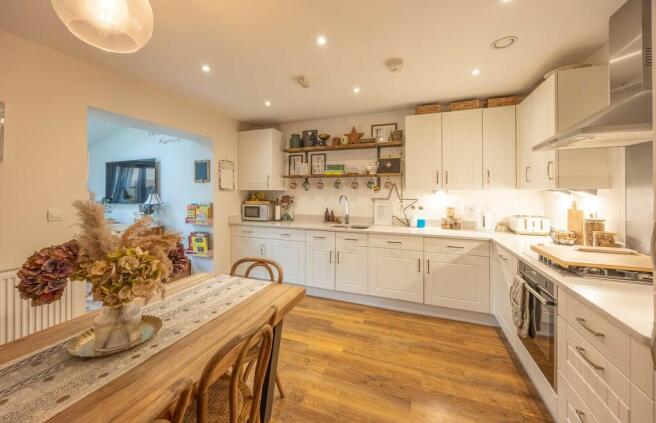 Kitchen/Dining Ro...