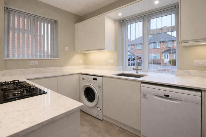 Modern kitchen wi...