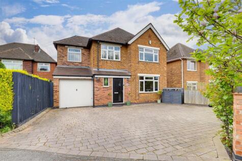 Cedarland Crescent, Nuthall, Nottinghamshire, NG16 1AG