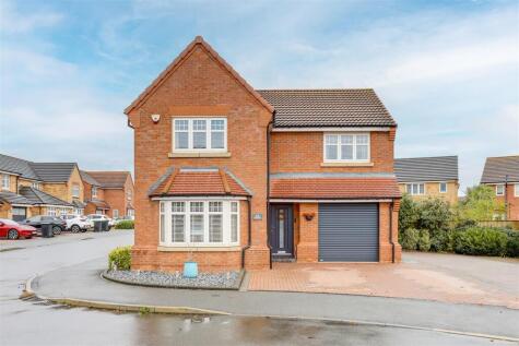 Canberra Crescent, Hucknall, Nottinghamshire, NG15 6WH