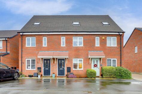 Lovesey Avenue, Hucknall, Nottinghamshire, NG15 6WQ