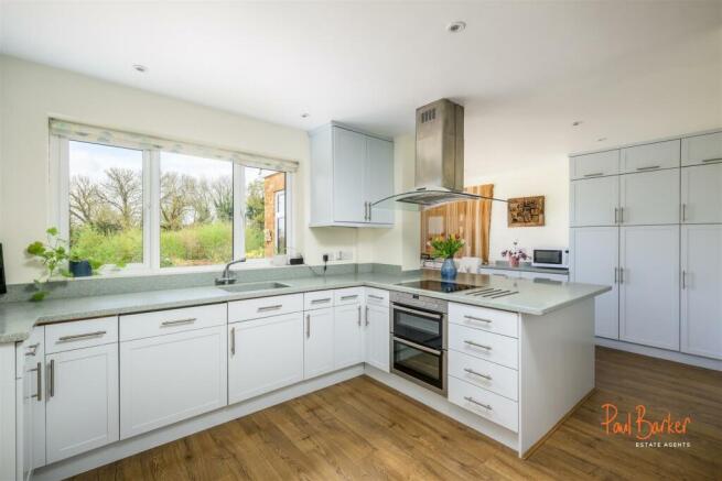 240424 - 47 Westfields, St Albans - 11 [WM].jpg