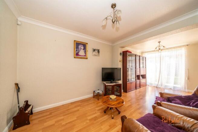 House Family Room 1