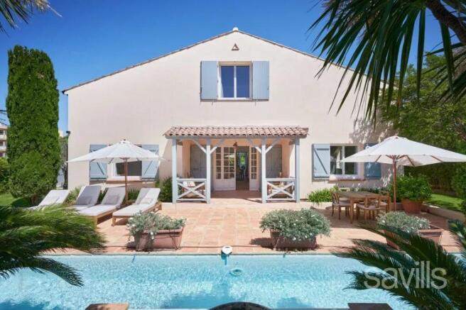 Luxury property in the heart of Saint-Tropez