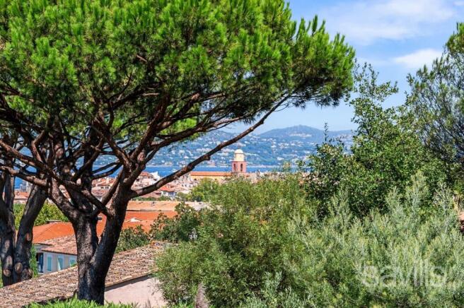 Charming villa near Saint-Tropez center