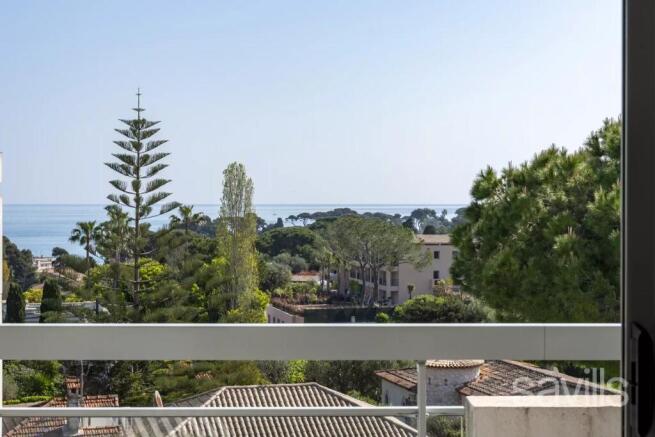 One bedroom apartment for sale sea veiws Cap d'Ant