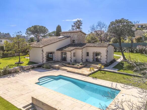 For sale Valbonne near the village