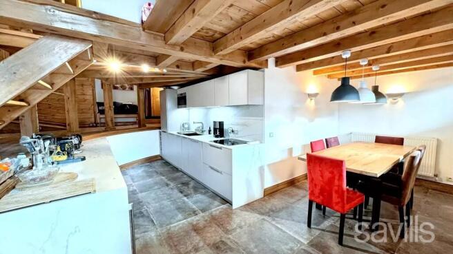 Kitchen dining room apartment Courchevel Moriond