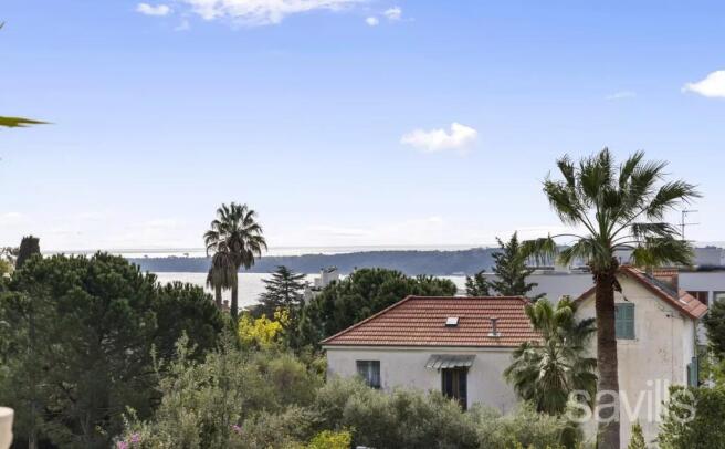 For sale Cannes apartment with sea view