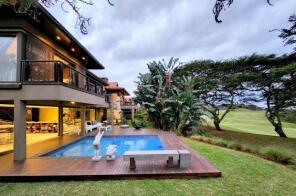 Photo of Yellowwood Drive, Zimbali Coastal Resort, Kwazulu Natal