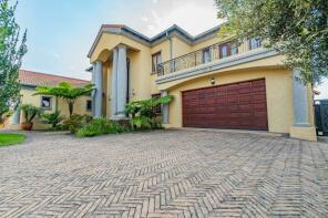 Photo of Cardenden Street, Blue Valley Golf & Country Estate, Centurion, Gauteng