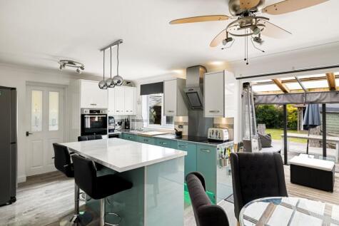 Manley Close, Whitfield, Dover, CT16