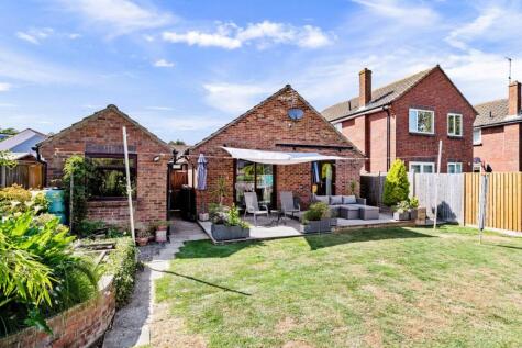 Green Acres, Eythorne, Dover, CT15