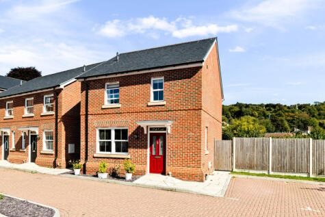 Kyle Court, Waters End, Temple Ewell, Dover, CT16