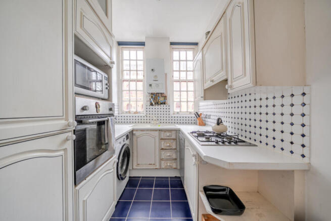 1395511-7-695d045...