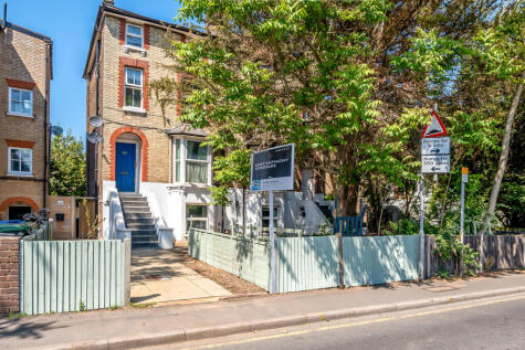 Kingston Road, London, SW19