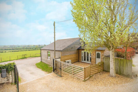 Fernwood Lodge, Rouncil Lane, Kenilworth, CV8