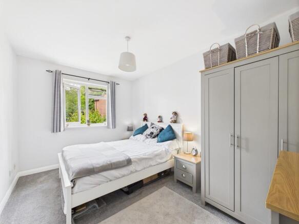 25 Gorringes Broo...