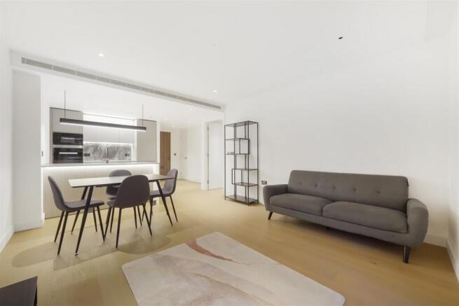 32 Belvedere Row Apartments, Fountain Park Way - q