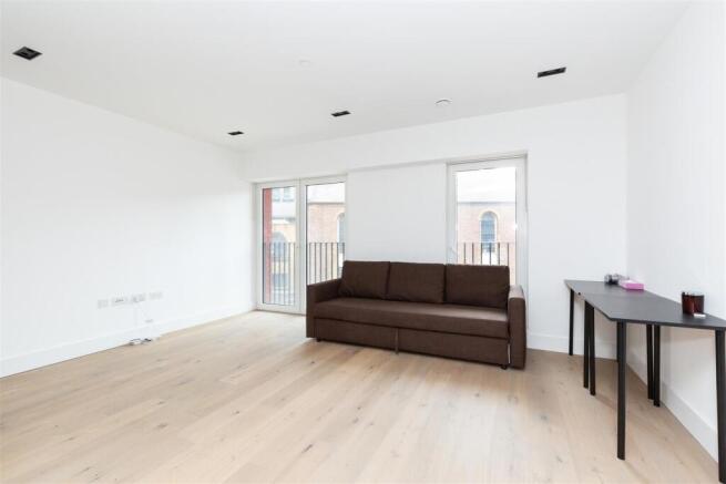 Flat 2  ,  6 Exchange Gardens-4.jpg