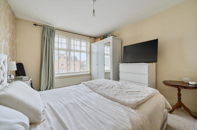 1370317-16-69089d...