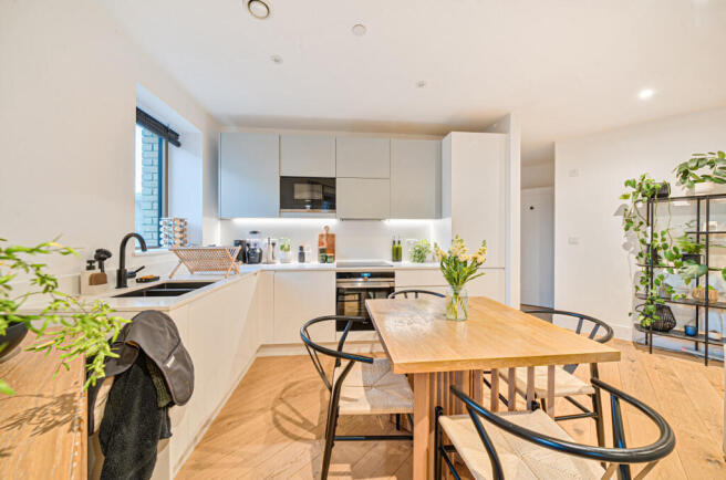 1382135-20-691b6a...