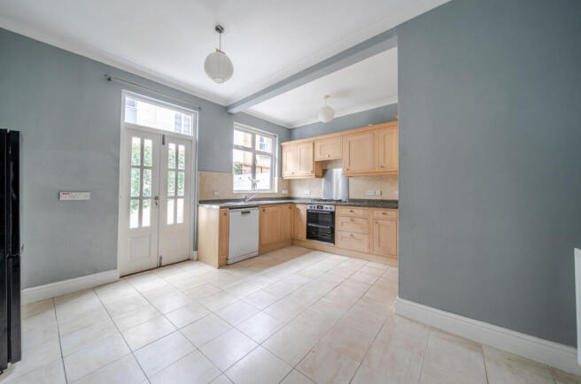 1380472-13-691329...