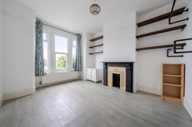 1382790-3-693c1db...