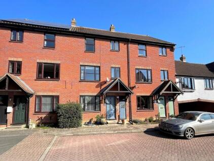 Sutton Close, Woodbridge, Suffolk, IP12