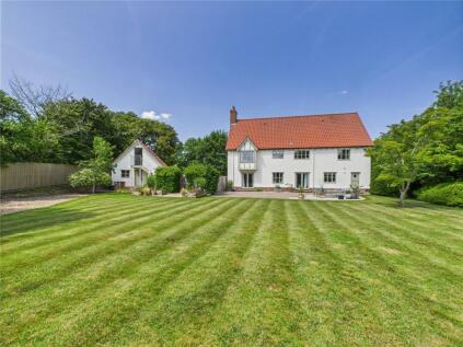 Chalfont Drive, Benhall, Saxmundham, Suffolk, IP17