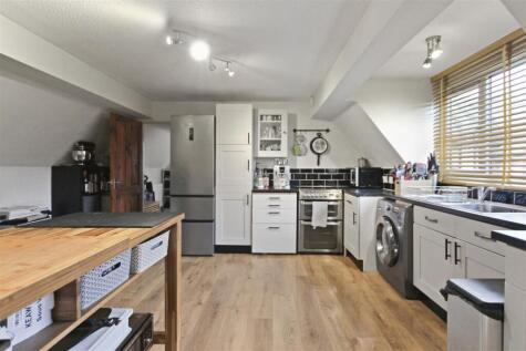 Lovell Court, Irthlingborough, Wellingborough