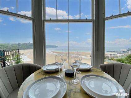 4 Crackwell Street, Tenby