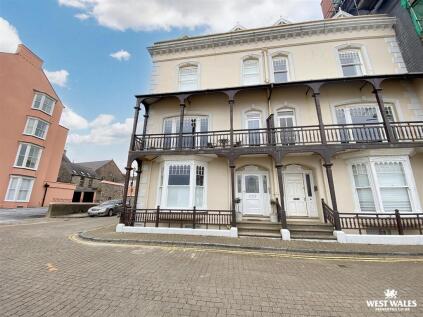 Paragon House, The Paragon, Tenby