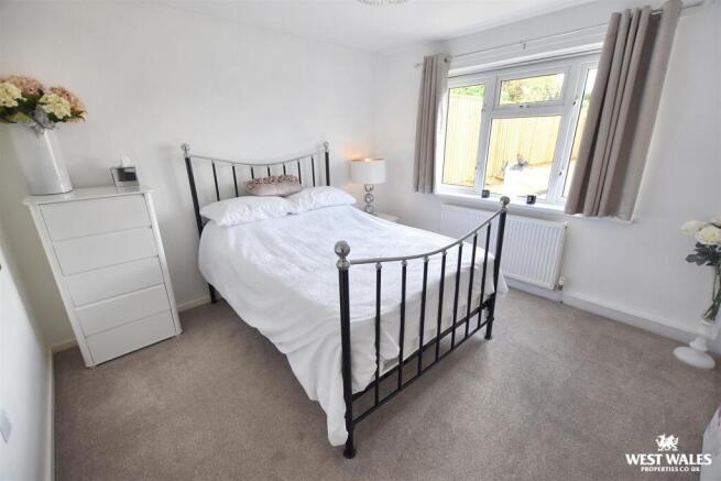 7 - 2025-10-26T201759.106.jpg