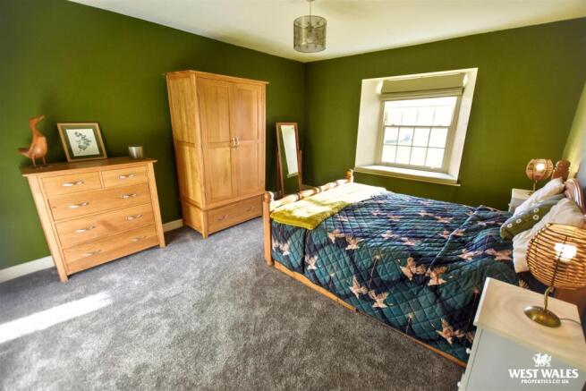 8 - 2025-12-13T111233.095.jpg