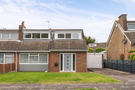 Holbeck Lane, Cheshunt, EN7