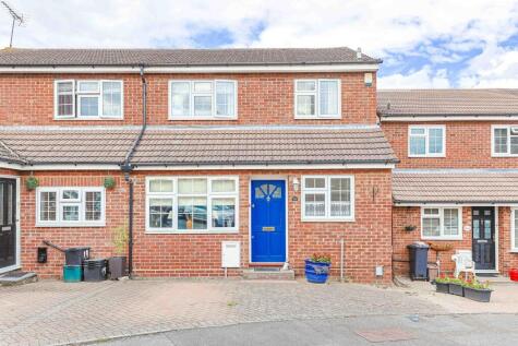 Woodside, West Cheshunt, EN7