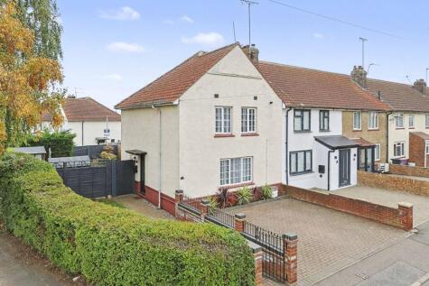 Dark Lane, West Cheshunt, EN7