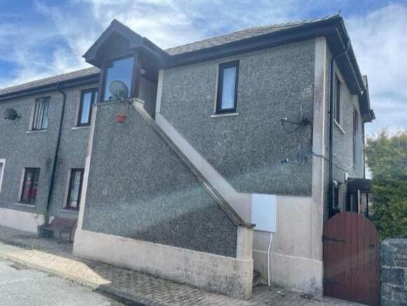 8 Chapelfiels ext.jpg