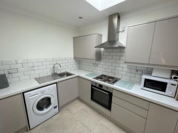 8 Chaple kitchen.jpg