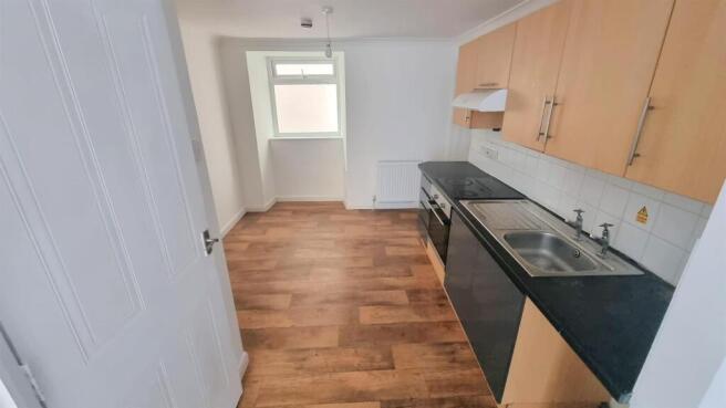 F1-3CL Kitchen 1.jpeg