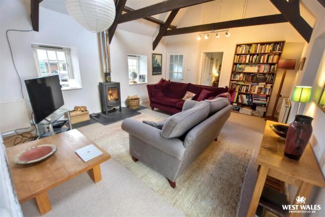 3 - 2025-12-12T085346.384.jpg