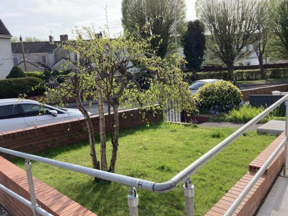 Front External 1.jpeg