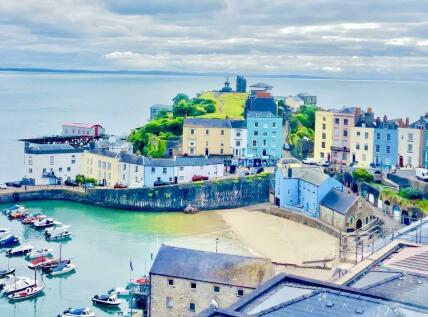 Tenby - 1 bedroom apartment for sale